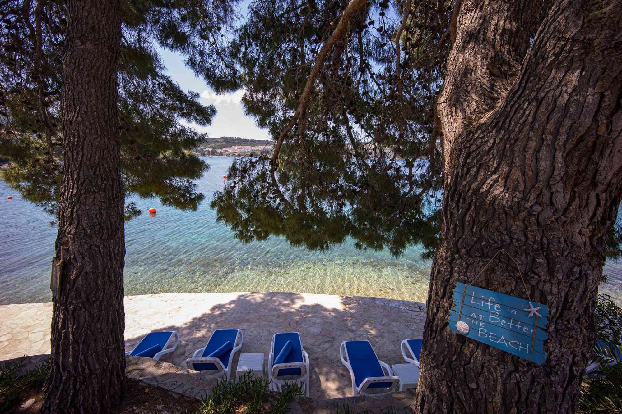 Boutique Guesthouse Sveti Petar, On The Beach, Heated Pool & Boat Berth - Adult Only Нечуям Екстер'єр фото
