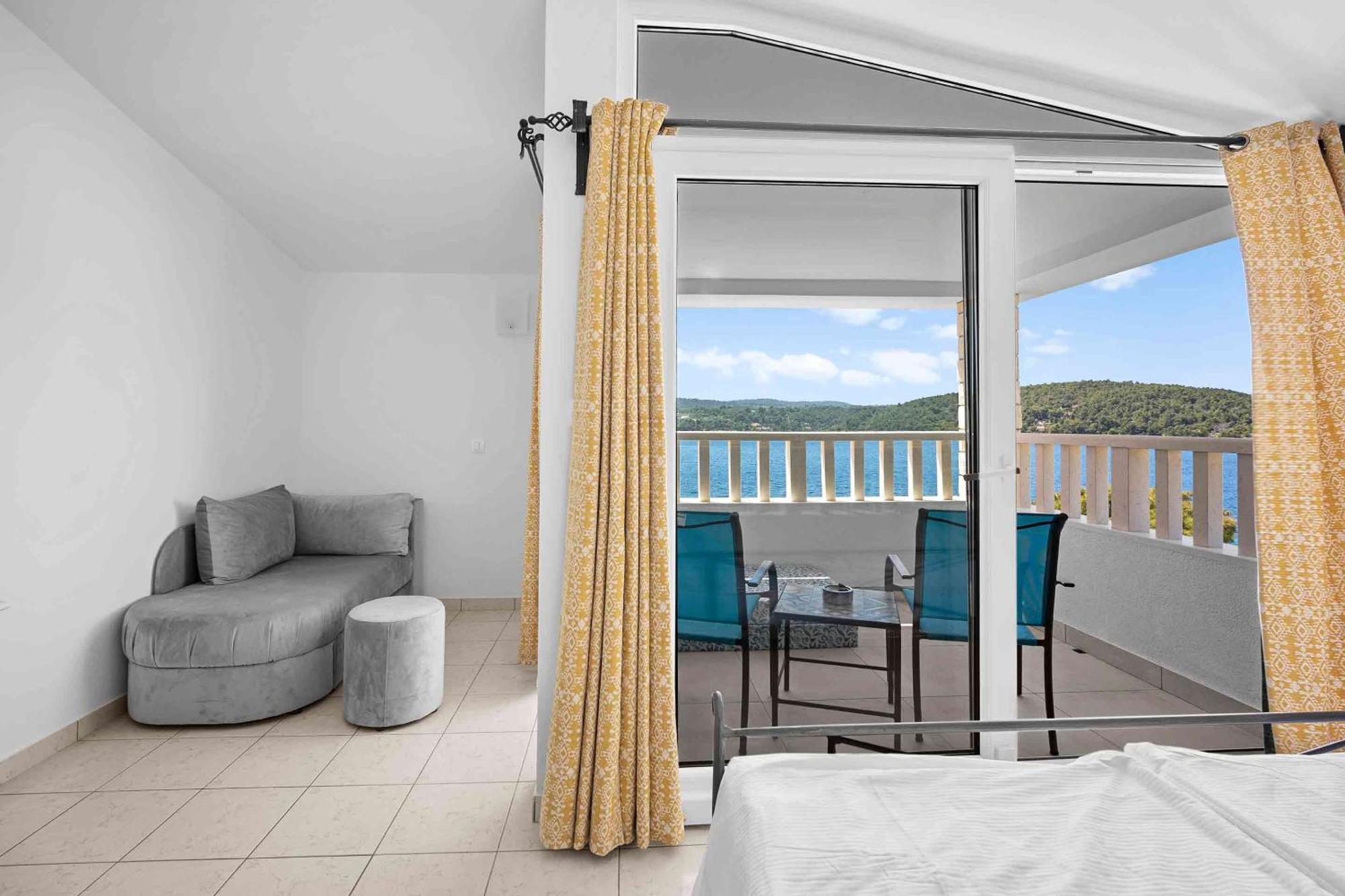 Boutique Guesthouse Sveti Petar, On The Beach, Heated Pool & Boat Berth - Adult Only Нечуям Номер фото